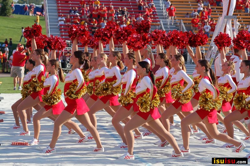 cyclonecheersquad.jpg
