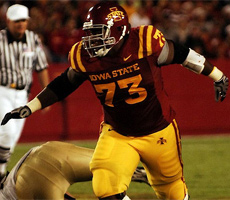 Reggie Stephens and the Cyclone Offensive Line