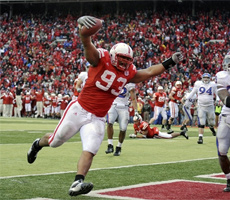 Ndamukong Suh is legitimate Heisman contender at DT